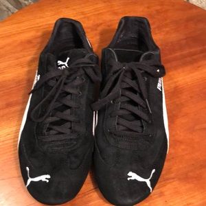 Men’s puma suede sneakers good condition!